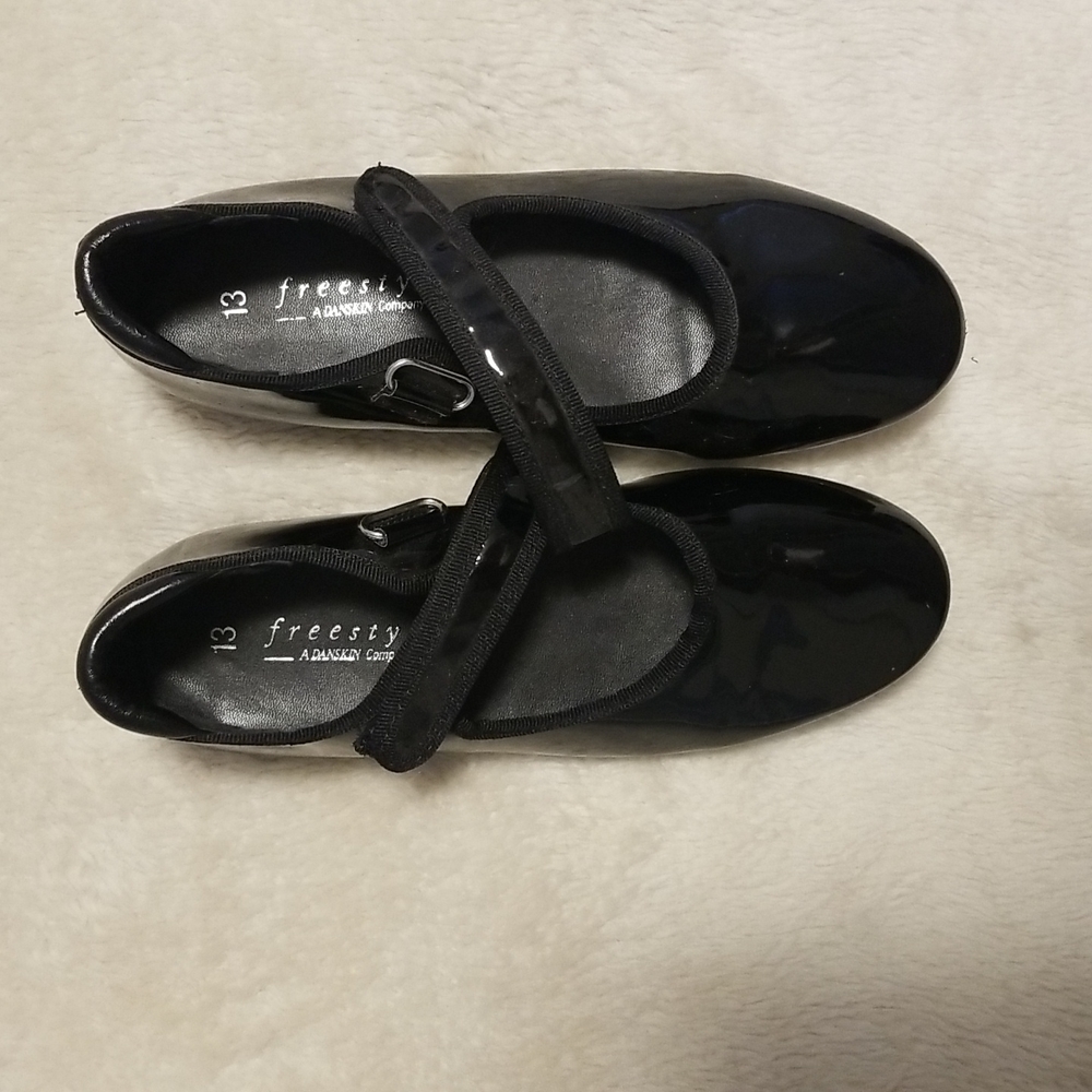 Tap shoes